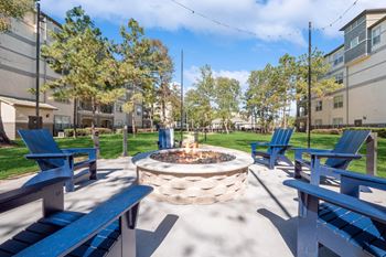 Outdoor firepit with open-air lounging area